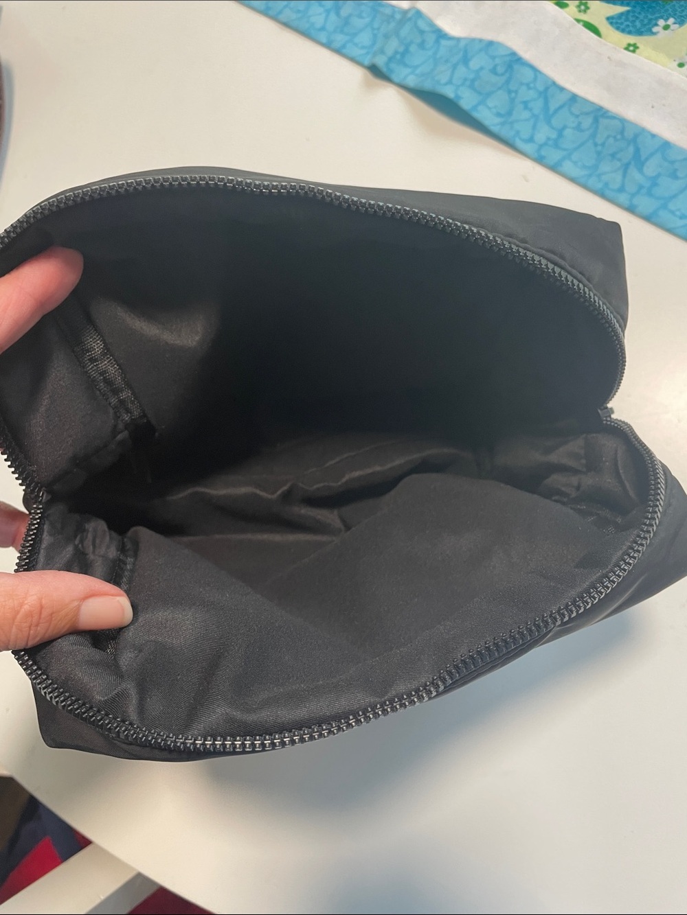 Calvin Klein Black Men’s Toiletry Pouch - Picture 4 of 5
